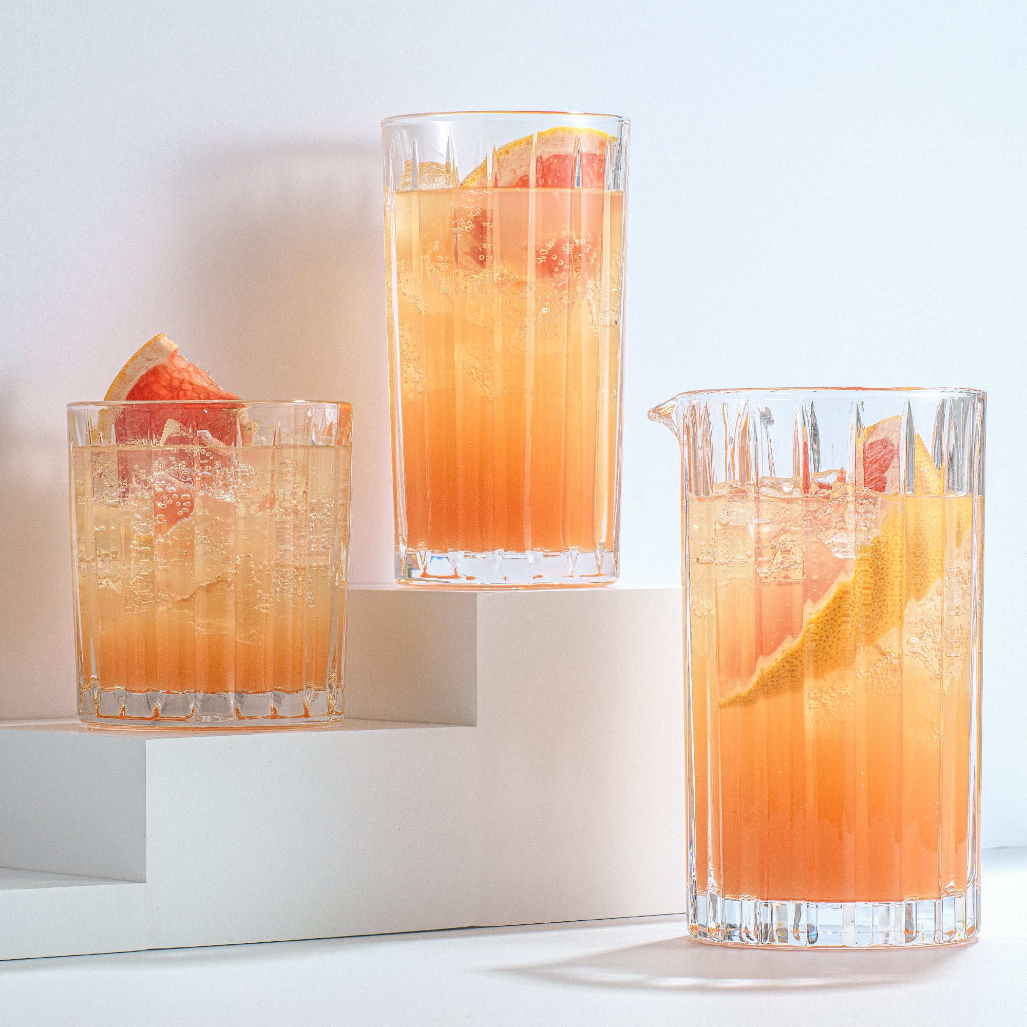 joyjolt-alina-ribbed-cocktail-mixing-glass-pitcher-21-oz image 2