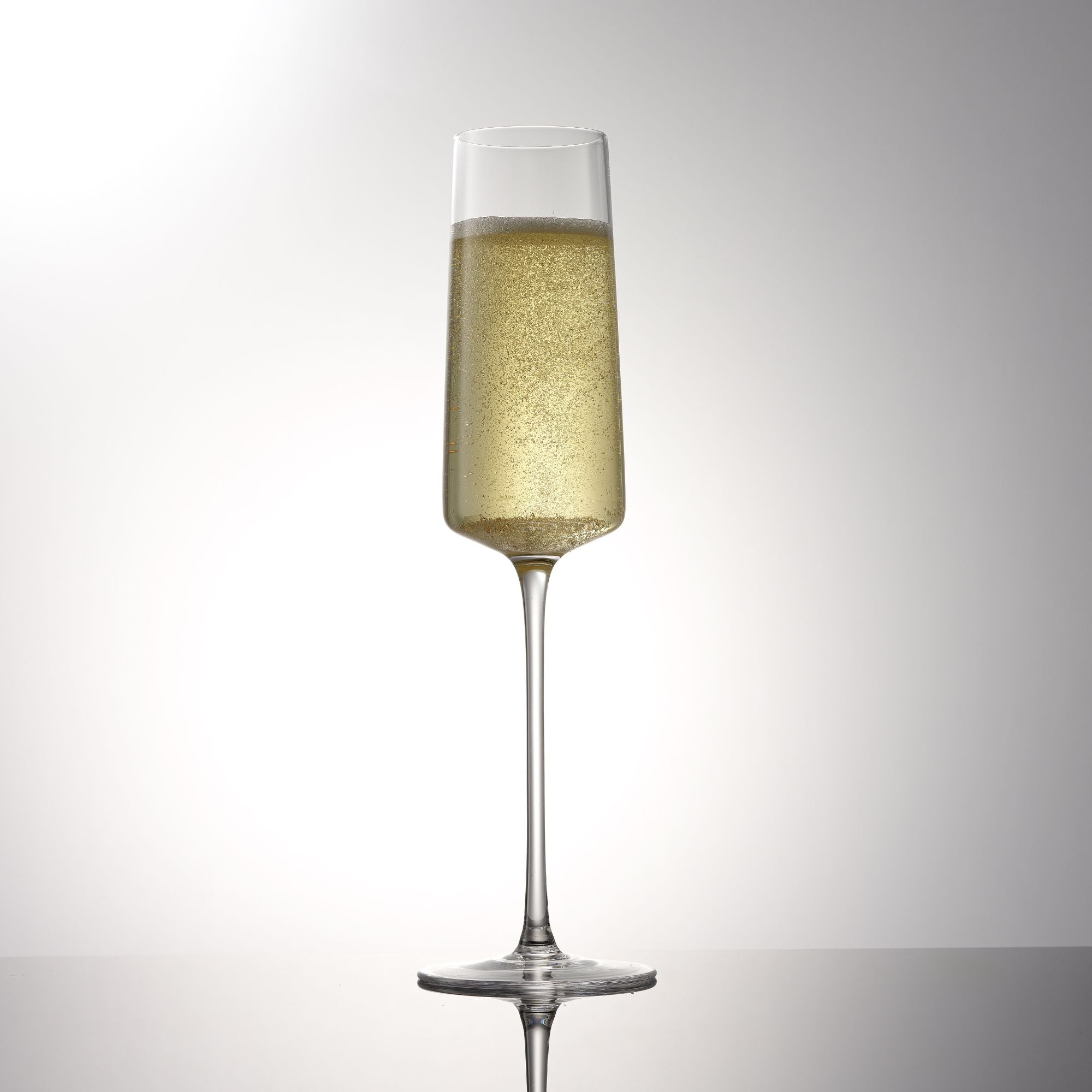 joyjolt-sidney-champagne-flutes-set-of-4-7-oz-lead-free-crystal image 3