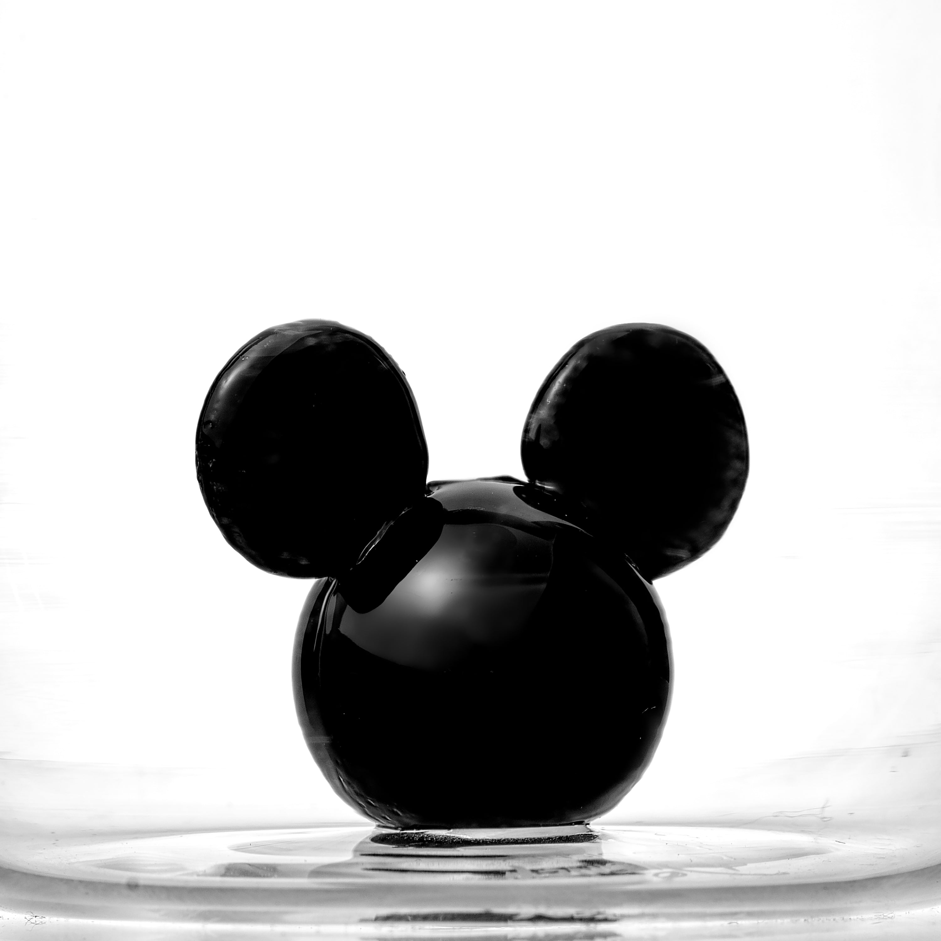joyjolt-disney-mickey-minnie-3d-icon-short-glass-set-2-glasses-13-3-oz-each image 4