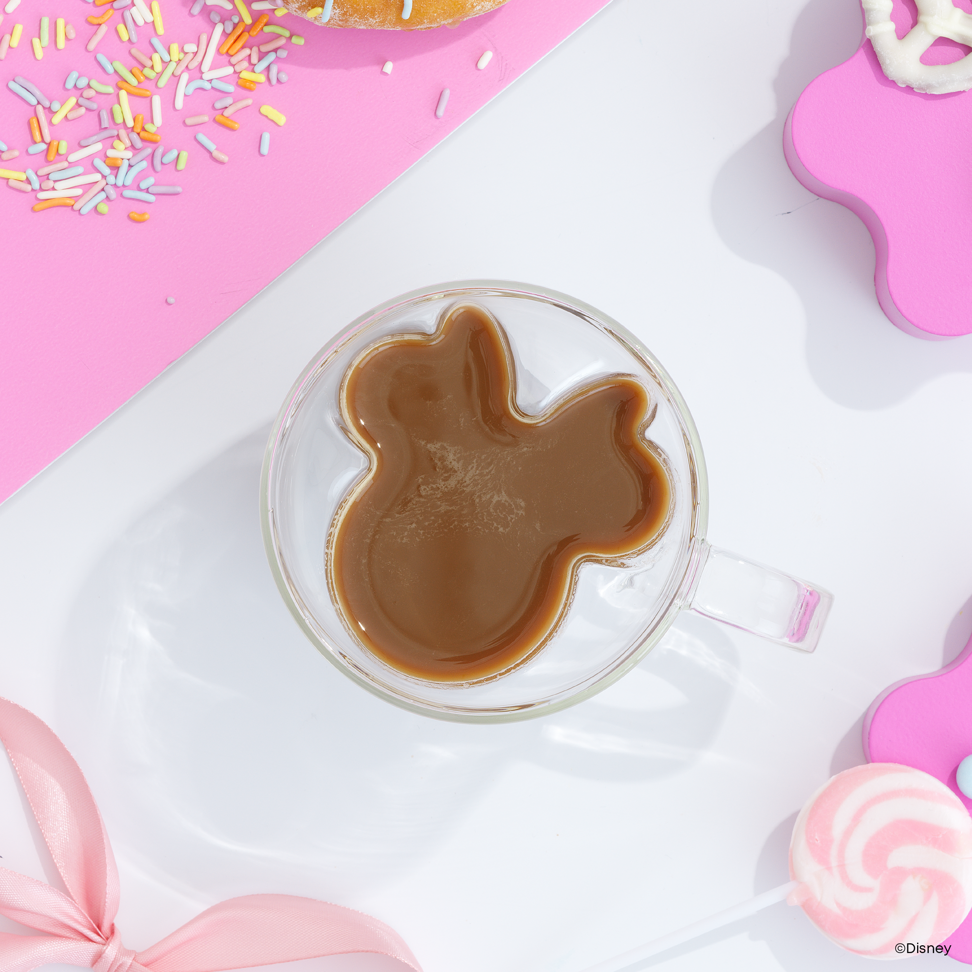 joyjolt-disney-minnie-mouse-3d-double-wall-glass-mugs-13-oz-set-of-2 image 6