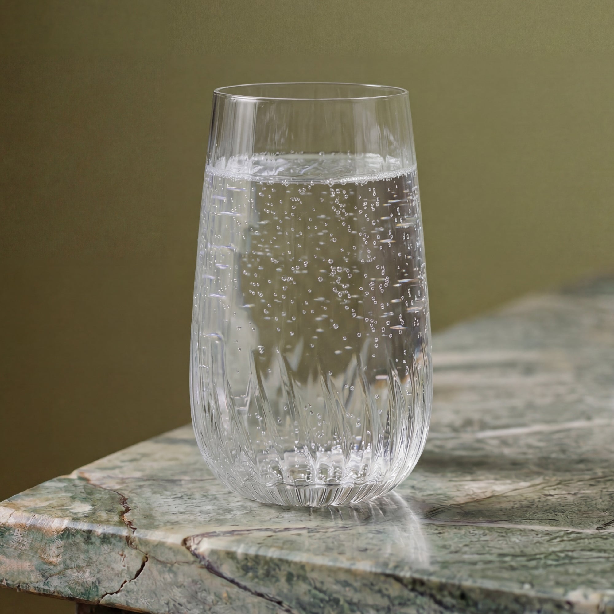 joyjolt-flow-optic-swirl-tall-glasses-set-of-4-19-oz image 2