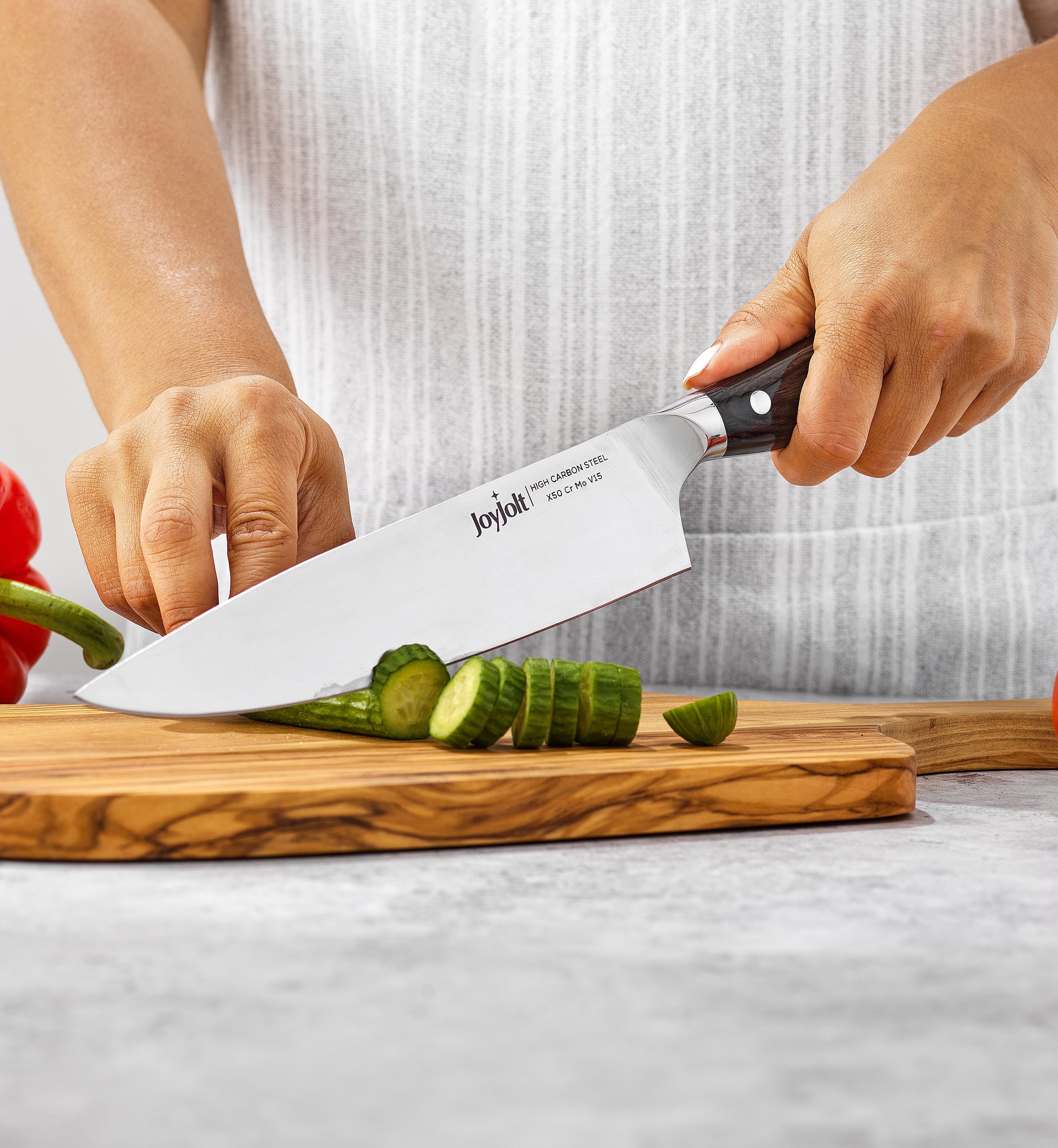 joyjolt-8-chef-knife-high-carbon-german-steel-with-pakkawood-handle image 2